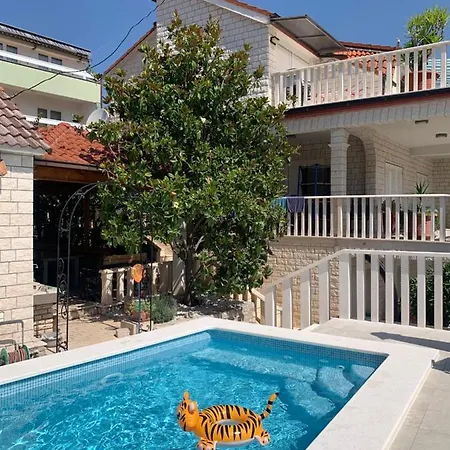 Katarina - Private Pool 80m From Apartment Marina